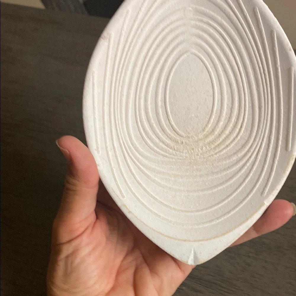 White Fish-Shaped Decorative Plate with Spiral Design